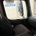 Mercedes Arocs 1824 Day Cab Skip Loader - thumbnail