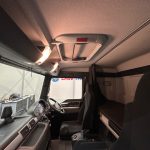 MAN TGM 18.250 4×2 Sleeper Cab Curtainsider - thumbnail
