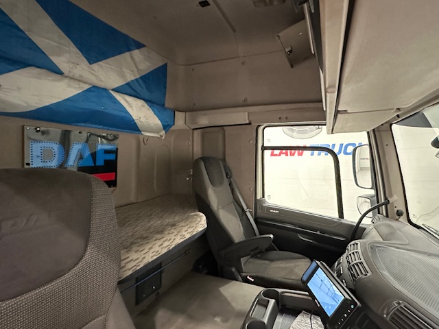 DAF CF 460 6×2 Midlift Tractor Unit