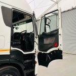 Iveco Stralis 450 4×2 Tractor Unit - thumbnail