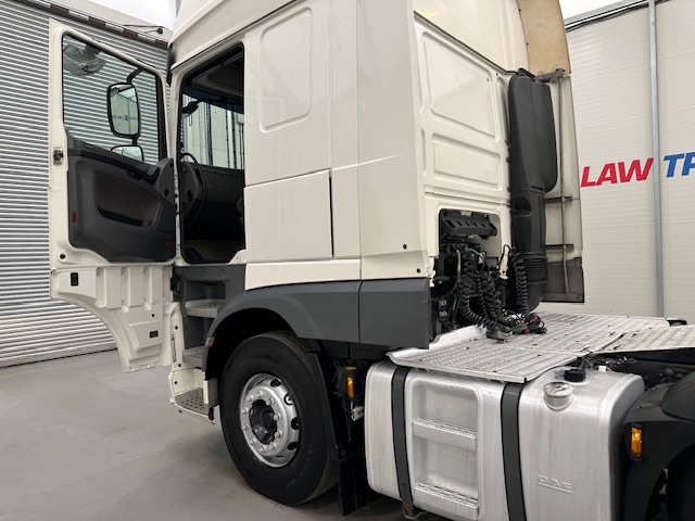 DAF XF 510 6×2 Midlift Tractor Unit