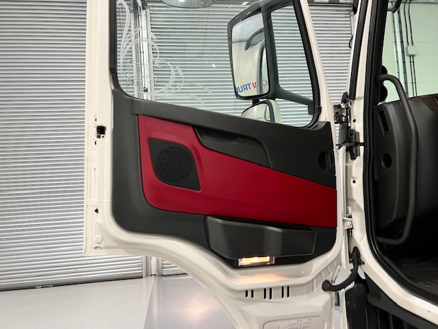 Volvo FM 450 6×2 Midlift Tractor Unit