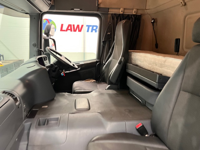 Scania P280 6×2 Highline Rear Lift Curtainsider