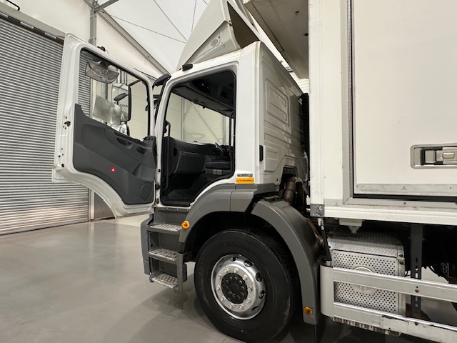 Mercedes Axor 1824 Day Cab Fridge Box
