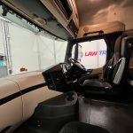 Mercedes Actros 1824 4×2 Sleeper Cab Curtainsider - thumbnail