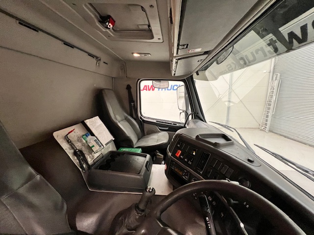 Volvo FM 300 6×2 20,000 Litre Fuel Tanker