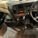 Mercedes Actros 2530 6×2 Sleeper Cab Curtainsider - thumbnail