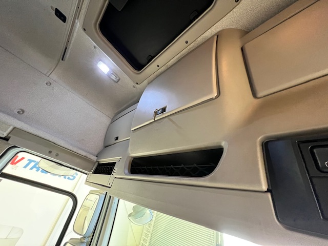 DAF CF 460 6×2 Midlift Tractor Unit