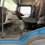 Mercedes Actros 1824 4×2 Day Cab Box Van - thumbnail