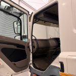 DAF CF75 310 Rear Lift Sleeper Cab Curtainsider - thumbnail