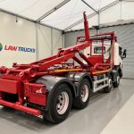 Scania P370 8×4 Rest Cab Hookloader Manual - thumbnail