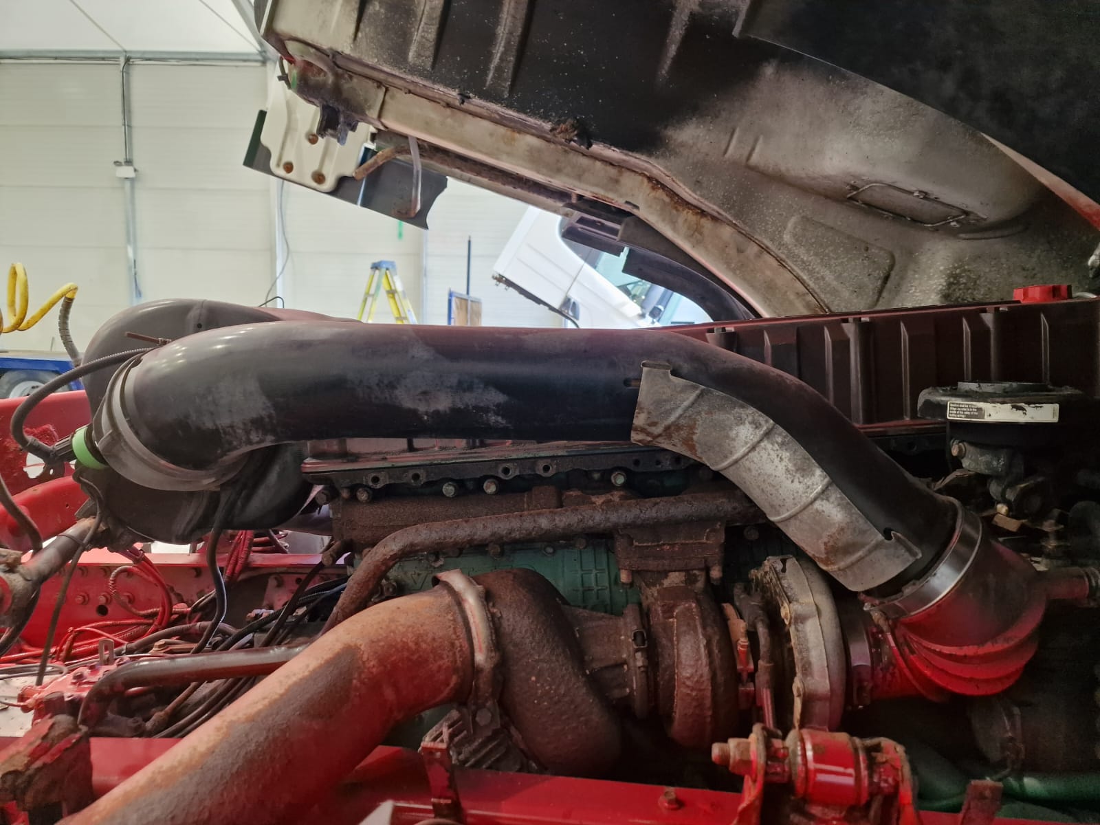 Volvo FM12 380 6×2 Midlift Tractor Unit Manual