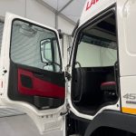 Volvo FM 450 6×2 Midlift Tractor Unit - thumbnail