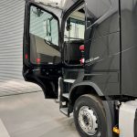 Volvo FH 500 6×2 Midlift Tractor Unit Safari Edition - thumbnail