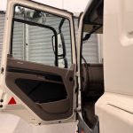 DAF CF75 310 Rear Lift Sleeper Cab Curtainsider - thumbnail
