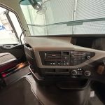 Volvo FH 460 Euro 5 6×2 Tractor Unit Safari Edition - thumbnail