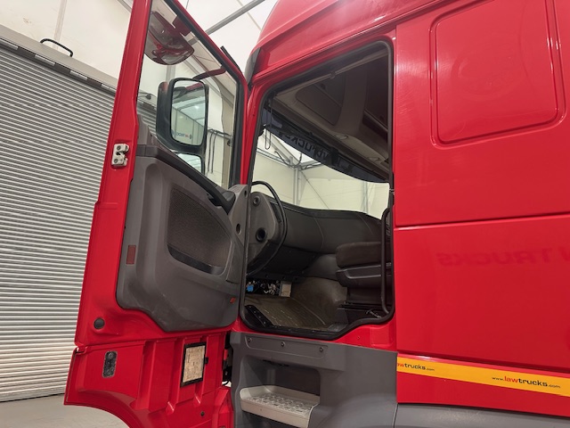 DAF XF 510 6×2 Midlift Tractor Unit