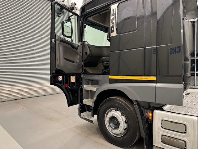 DAF XF 510 6×2 Midlift Tractor Unit