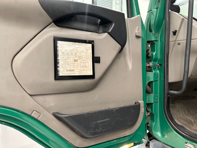 DAF LF55 220 Day Cab Dropside Crane