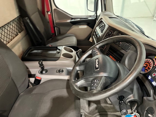 DAF LF 180 Day Cab Fridge Box Manual