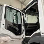 Mercedes Antos 1827 Day Cab Fridge Box - thumbnail