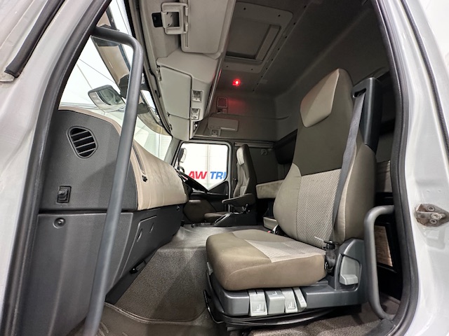 Renault Premium 460 6×2 Midlift Tractor Unit
