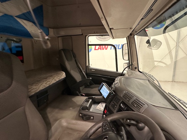 DAF CF 460 6×2 Midlift Tractor Unit