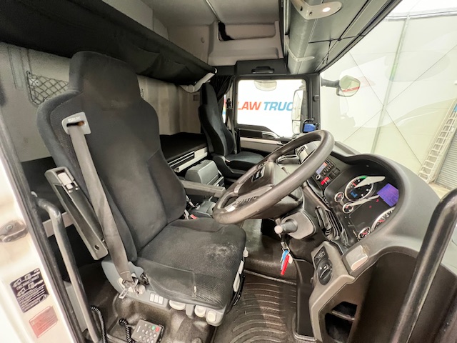 MAN TGX 26.440 6×2 Midlift Tractor Unit