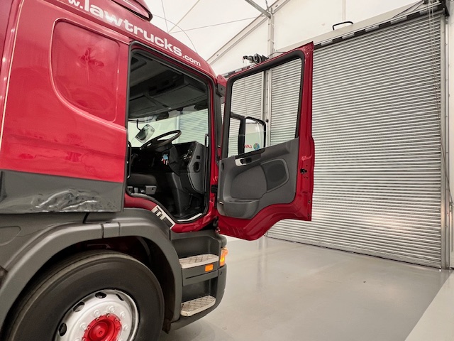 Scania P380 6×2 10 Tyre Rear Lift Sleeper Cab Flatbed