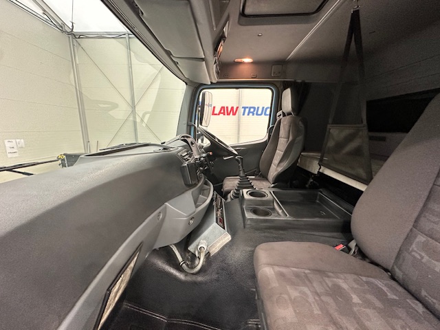 Mercedes Axor 2529 Rear Lift Sleeper Cab Box Van