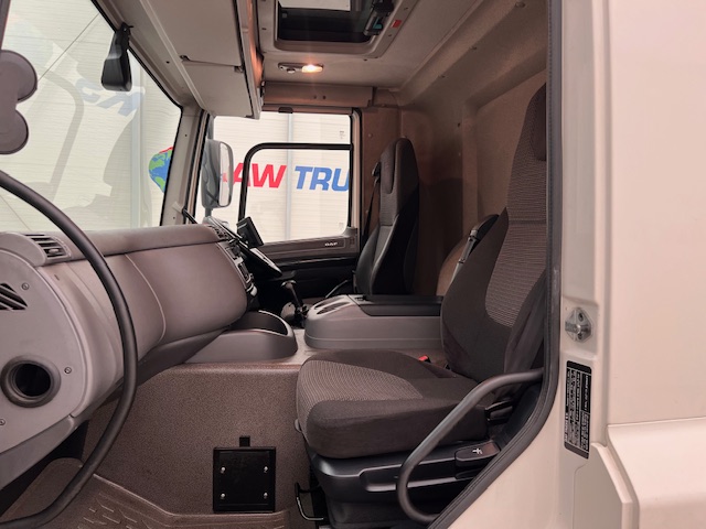 DAF CF 290 6×2 Rear Steer Fridge Box