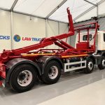 Scania P370 8×4 Rest Cab Hookloader Manual - thumbnail