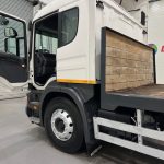 Scania P94 230 4×2 Sleeper Cab Flatbed - thumbnail