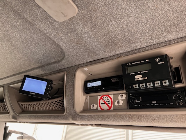 Iveco Stralis 310 AT 6×2 Box Van