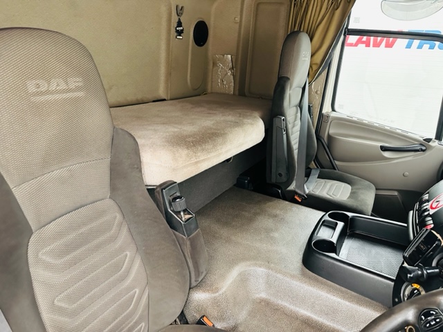 DAF CF65 250 Sleeper Cab Curtainsider