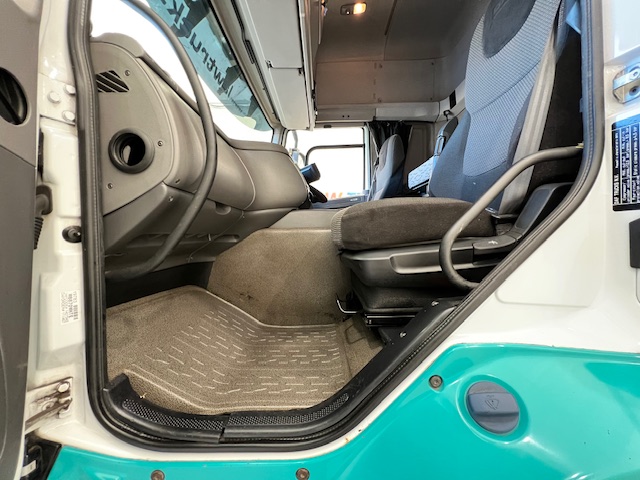 DAF CF 460 6×2 Midlift Tractor Unit