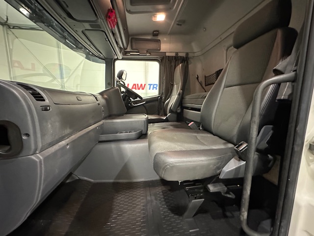 Scania G410 4×2 Sleeper Cab Tractor Unit
