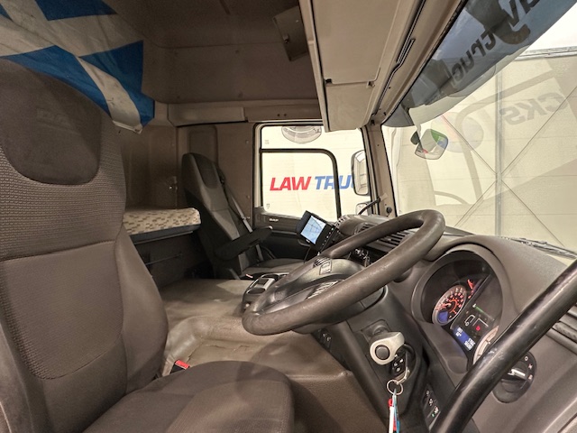 DAF CF 460 6×2 Midlift Tractor Unit