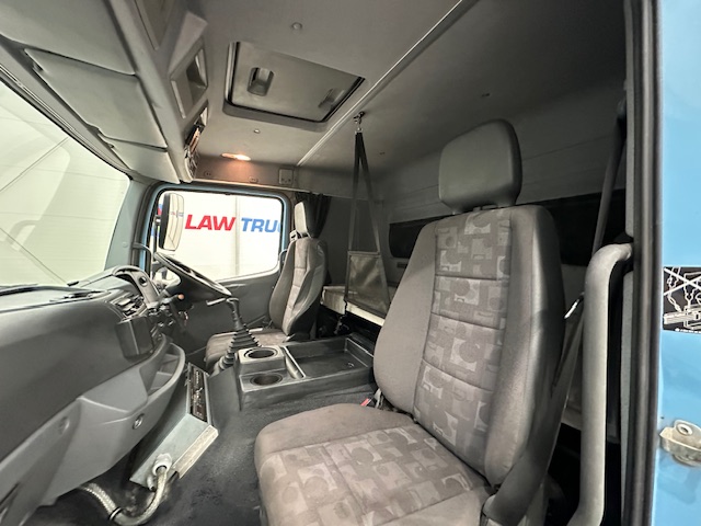 Mercedes Axor 2529 Rear Lift Sleeper Cab Box Van