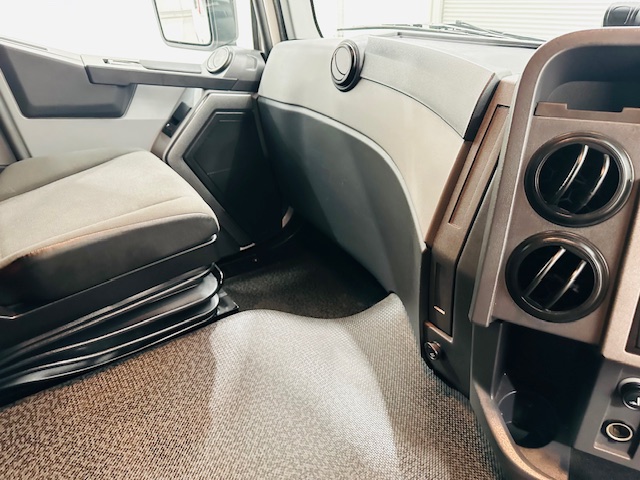 Renault T460 6×2 Midlift Tractor Unit
