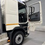 Volvo FH 440 6×2 Rear Lift Brick Grab Drawbar - thumbnail
