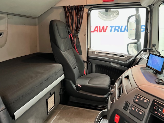 DAF XF 480 6×2 Midlift Tractor Unit