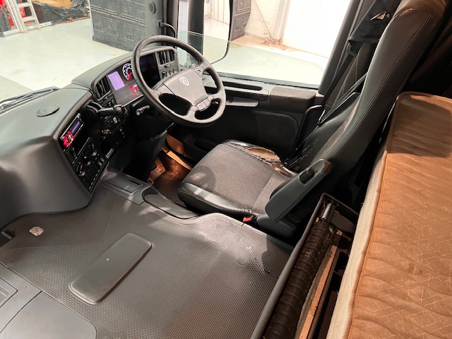 Scania P280 6×2 Highline Rear Lift Curtainsider