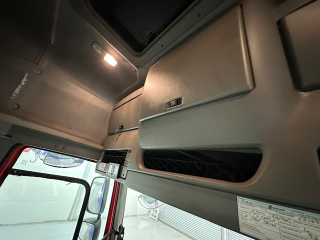 DAF CF85 410 6×2 Midlift Tractor Unit