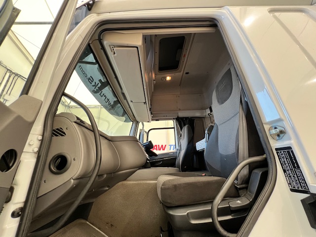 DAF CF 460 6×2 Midlift Tractor Unit