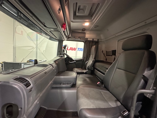Scania G410 4×2 Sleeper Cab Tractor Unit