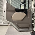 DAF LF 220 Day Cab Skip Loader - thumbnail