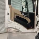 Mercedes Actros 1824 4×2 Sleeper Cab Box Van - thumbnail