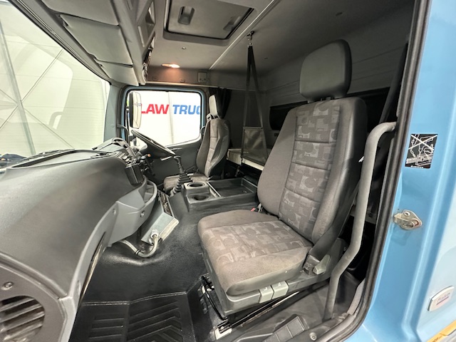 Mercedes Axor 2529 Rear Lift Sleeper Cab Box Van