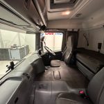Scania P250 4×2 Sleeper Cab Fridge Box - thumbnail